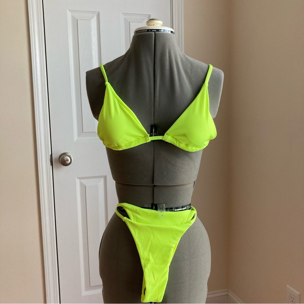 👙 bikini set M neon yellow shein swim new size Medium thong bikini bottom